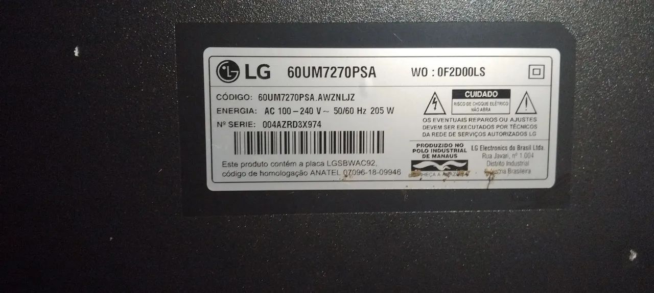 Tv de 60 polegadas LG, tela ficou toda azul do nada . Bem conservada - Foto 3