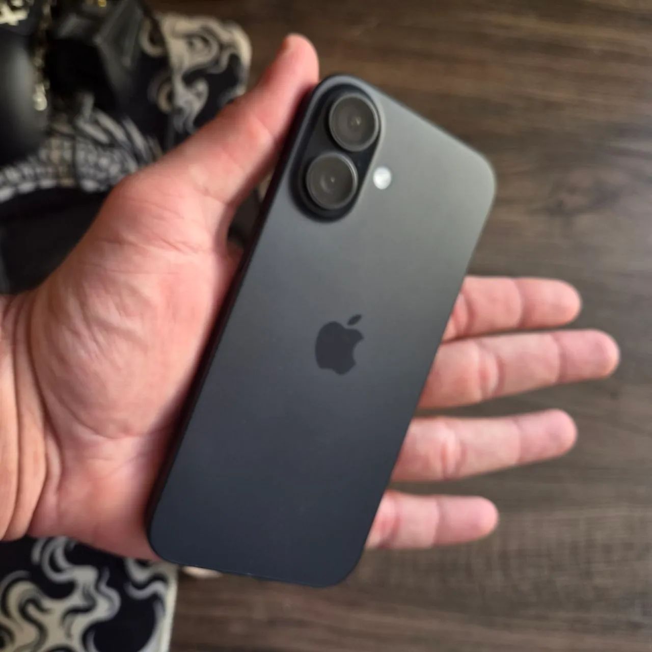 iPhone 16 128g - Foto 2