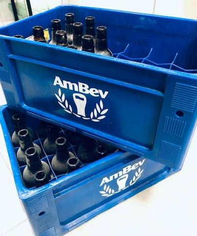 2 x Caixas de Cerveja 300ml com 48 garrafas - Oportunidade - Foto 2
