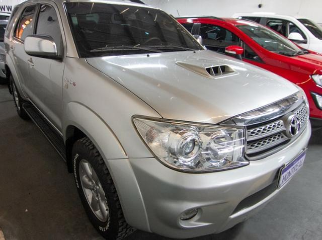 Hilux SW4 4x4 3.0SRV Diesel Aut*2011/2011/Placa A