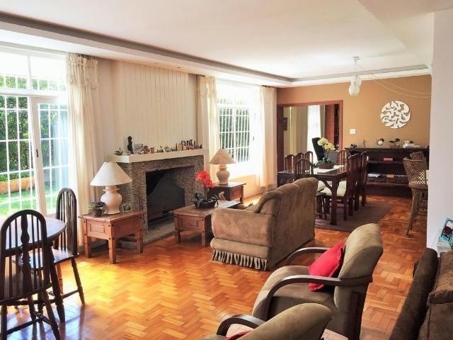 Belíssima casa, ensolarada, toda plana, com localização privilegiada - Foto 3