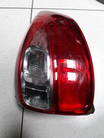 Lanterna Traseira Direita Fiat Strada 2014/2019 Original
