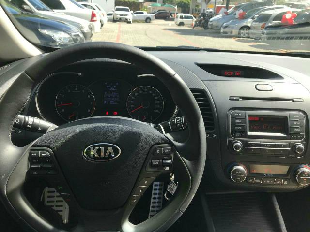 Cerato Sx3 1.6 2015 Câmbio Borboleta, Interno Creme, Volante Multifuncional! - Foto 7