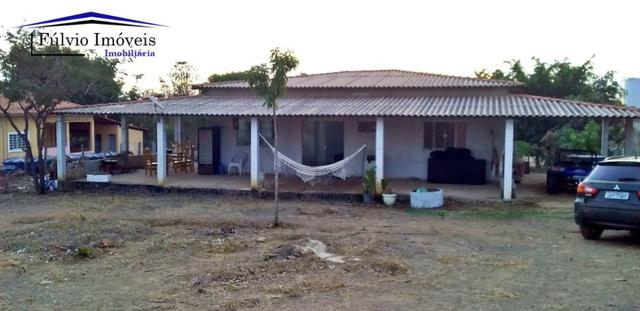 Chácara com casa sede, árvores frutíferas, 2.500m², 40 minutos de Taguatinga!