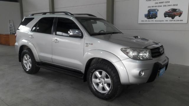 Hilux sw4 srv d 4d 3.0 4x4 diesel 7 lugares valor: 92.000,00 - Foto 5