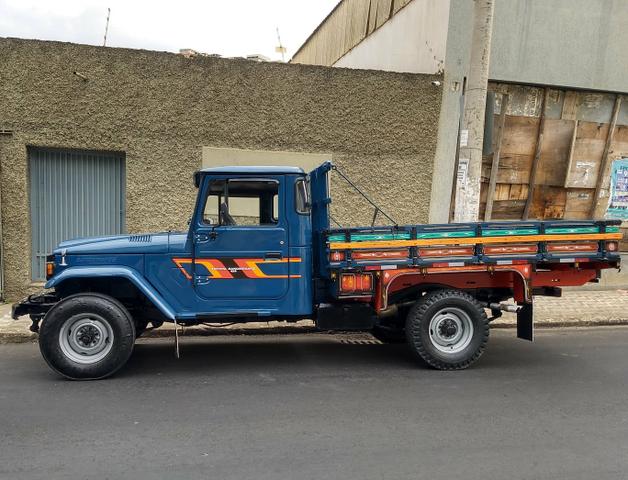 Vendo Toyota Bandeirante Hidráulica Freio a disco - Foto 13