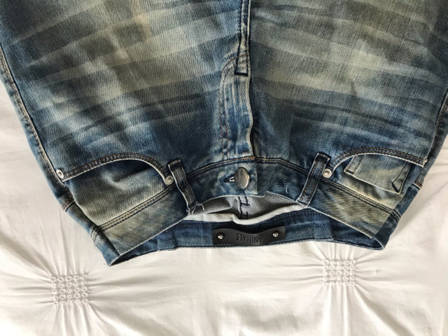 calça flare animale