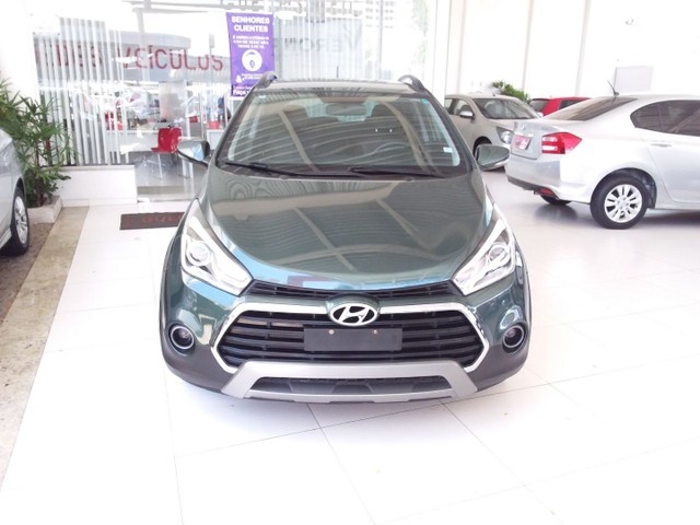 HYUNDAI HB20X 1.6 16V PREMIUM FLEX 4P AUTOMÁTICO 2016/2017