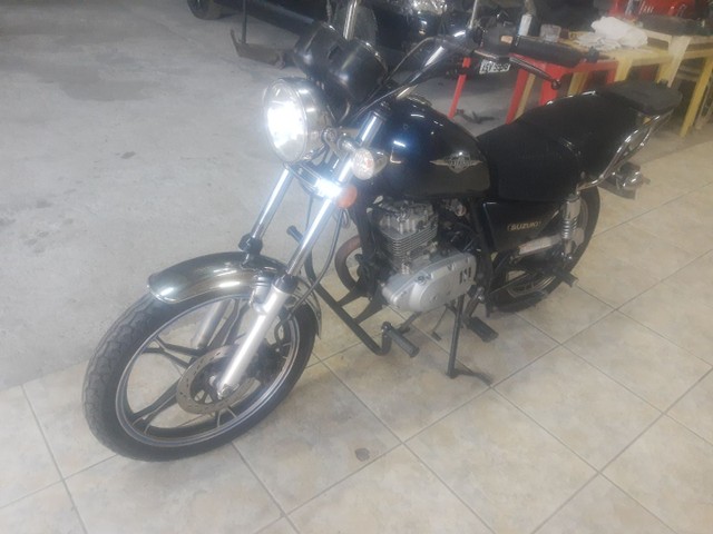 SUZUKI INTRUDER 125 2013