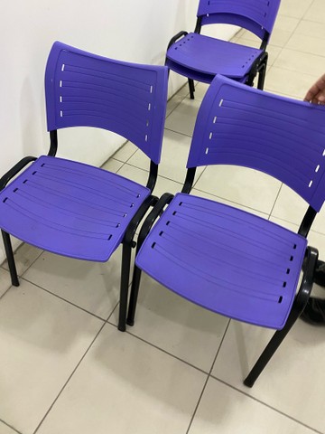Cadeiras empilháveis  - Foto 6