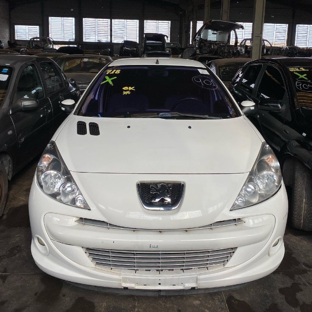 Peugeot 207 1.4 2012 2013 Farol Capo Motor Porta Cambio Airbag Retrovisor Sucata
