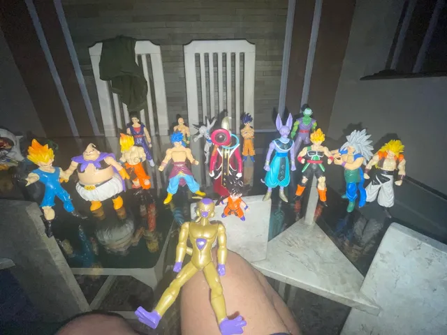 5 Bonecos Dragon Ball Super - Freeza Dourado,Goku,Whis,Picoolo,Goku Super  Saiyajin 3 - Dragon Ball Z 