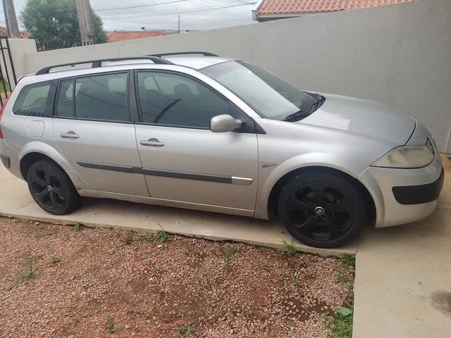 Renault Megane a partir de 2001 em Ponta Grossa - PR