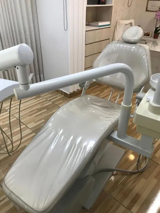 Cadeira odontológica e compressor - Foto 4
