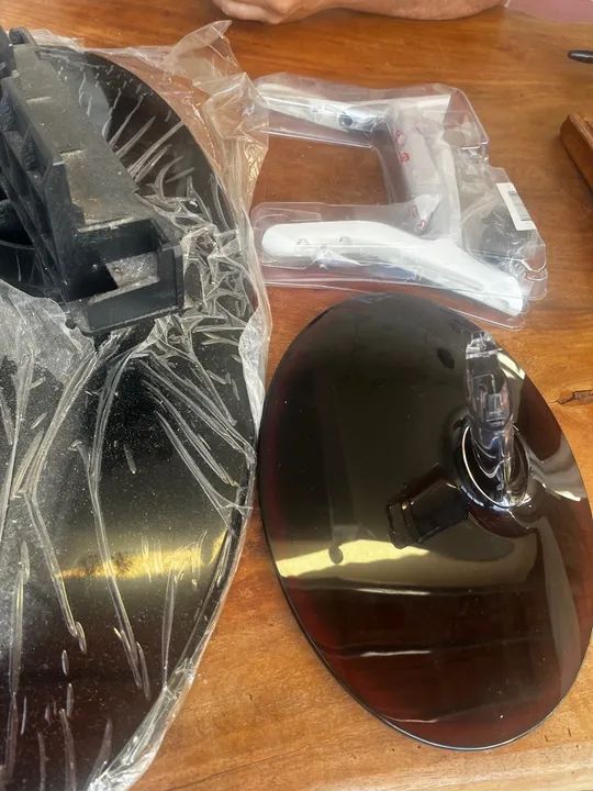 Pés para TV Samsung e LG