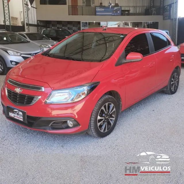 Onix 2015 Vermelho