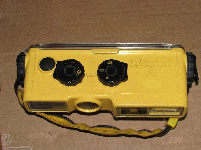 fotografica analogica Minolta Weathermatic A - Foto 3