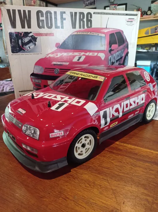 Kyosho - VW Golf VR6 - Kyosho