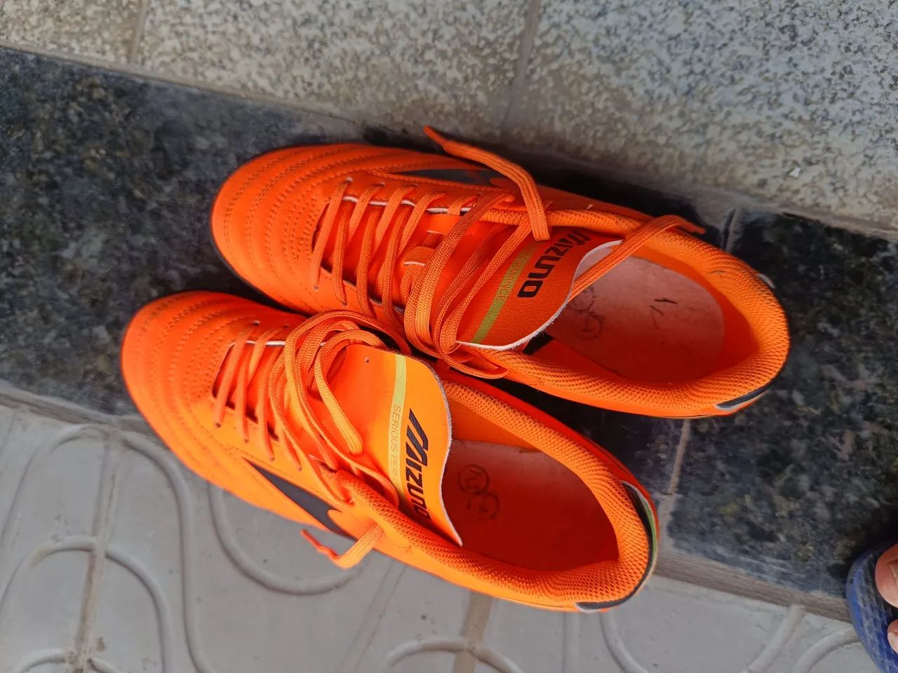 Chuteiras society Mizuno Morelia Club - Tamanho 38 - Foto 3