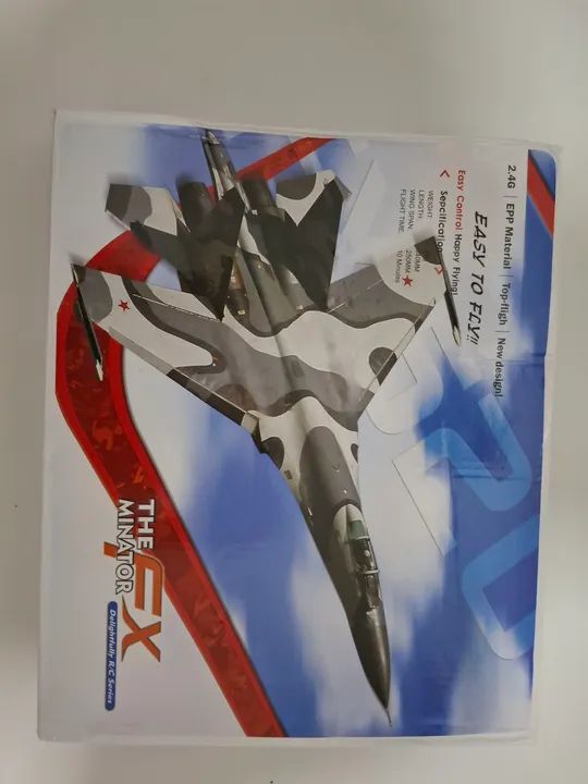 Avião de controle remoto  - Foto 4