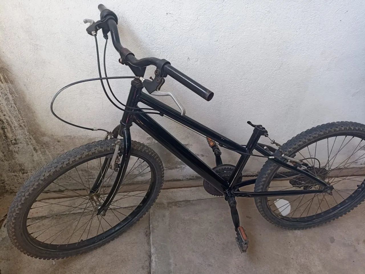 Bicicleta Aro 24 - Preta - Foto 4