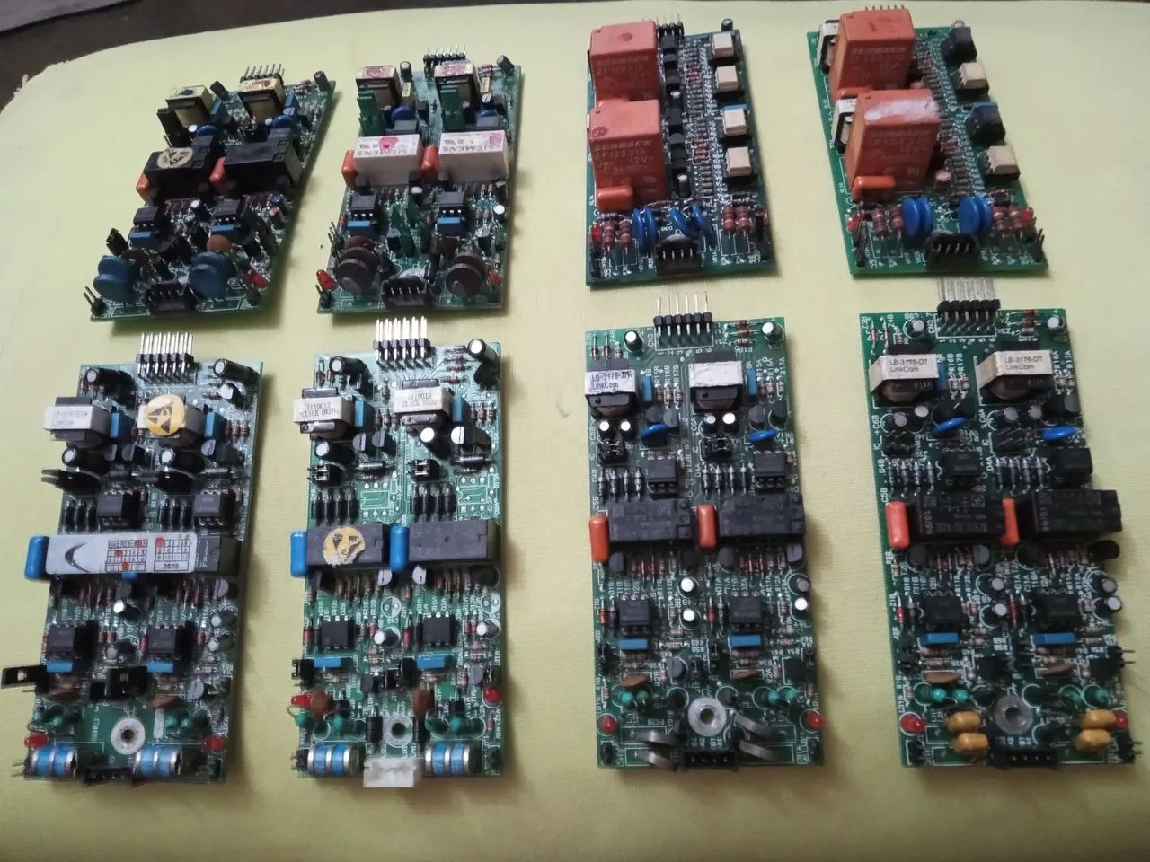 Placas troncos analógicas 2 posições p/ centrais de PABX Intelbras 1040,1664,10040, 16000.