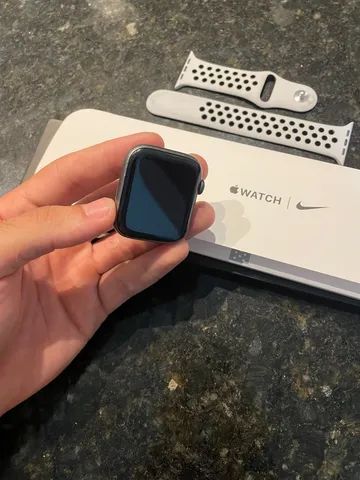 Apple watch series 4 gps best sale 44mm nike