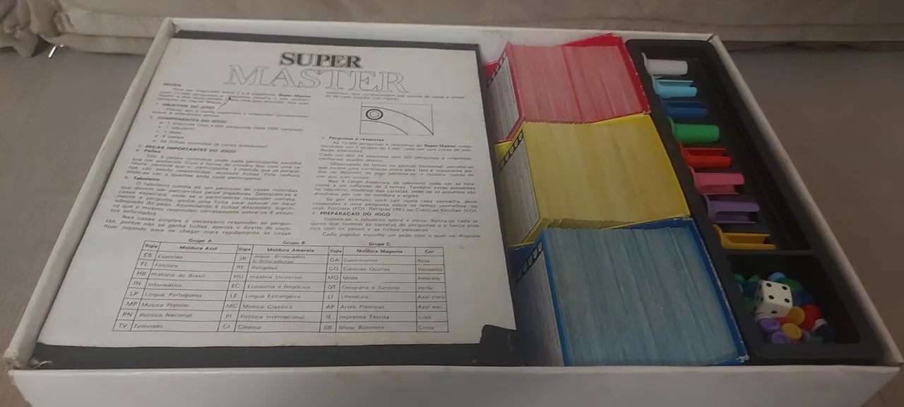Jogo de Tabuleiro Super Master 12.000 Perguntas - Foto 3