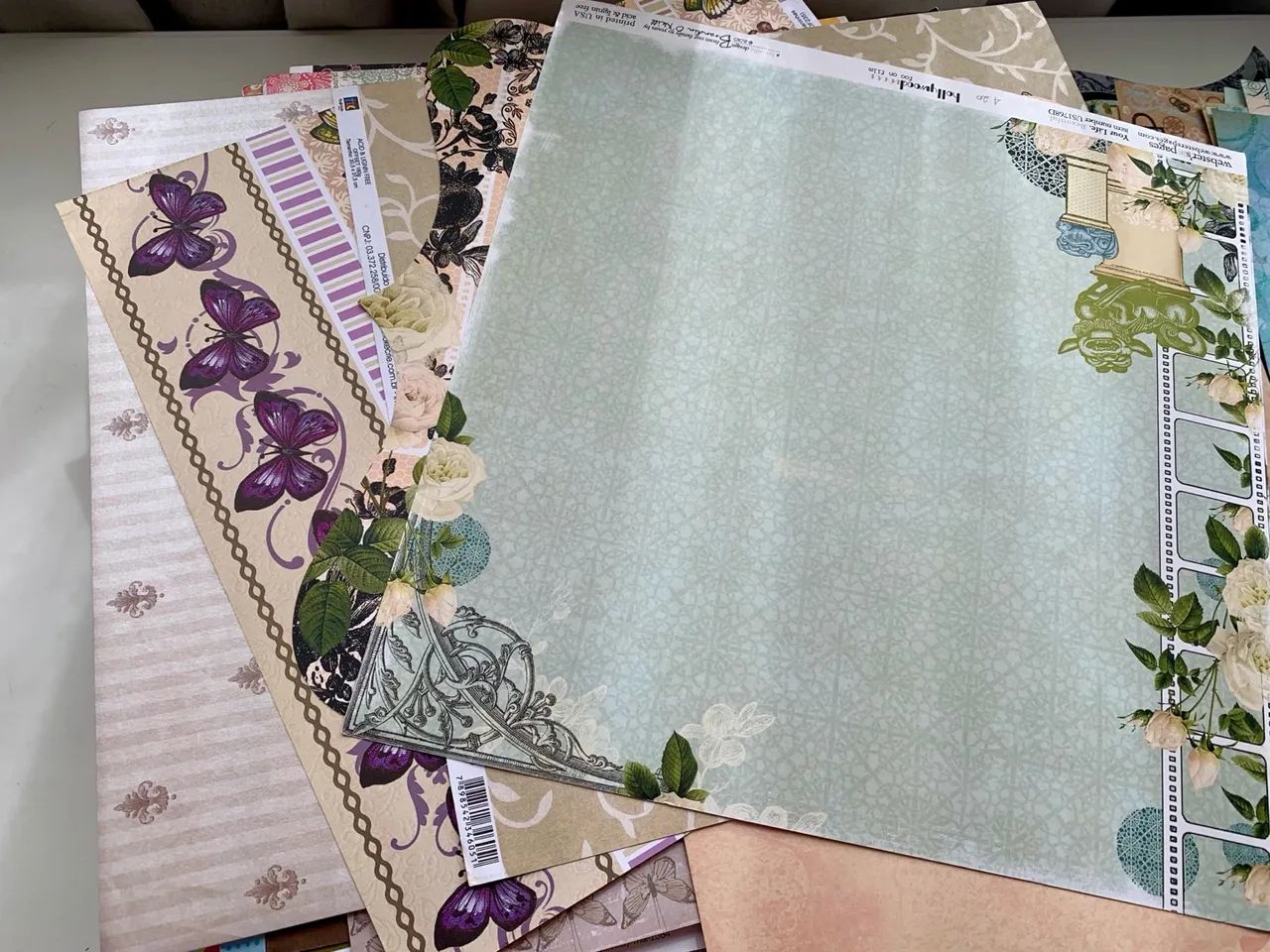 Conjunto de Materiais Scrapbook