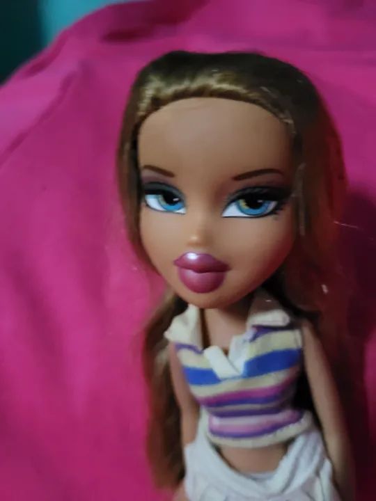 Boneca Bratz - Cloe - Usada - Foto 2