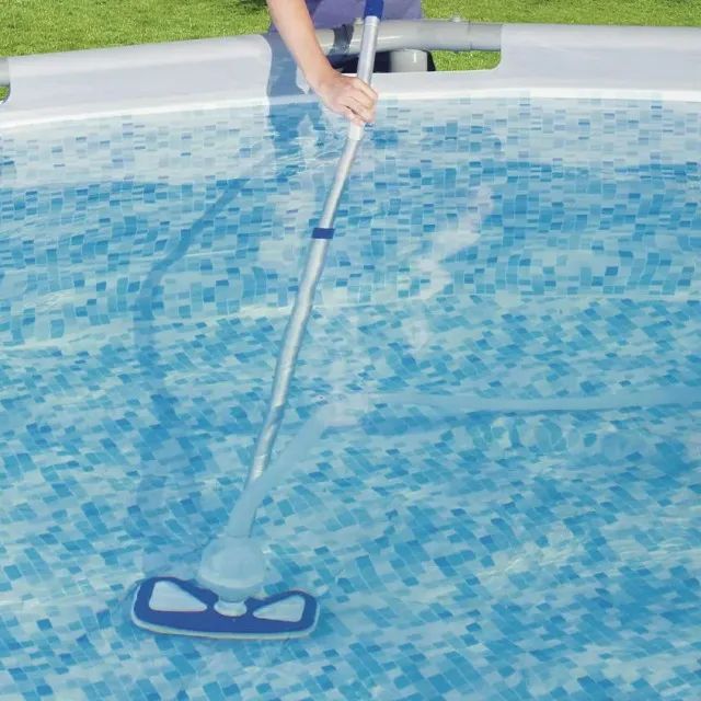 aspirador para piscina 27,9x15,2cm 890812 kala sem cabo - Foto 2