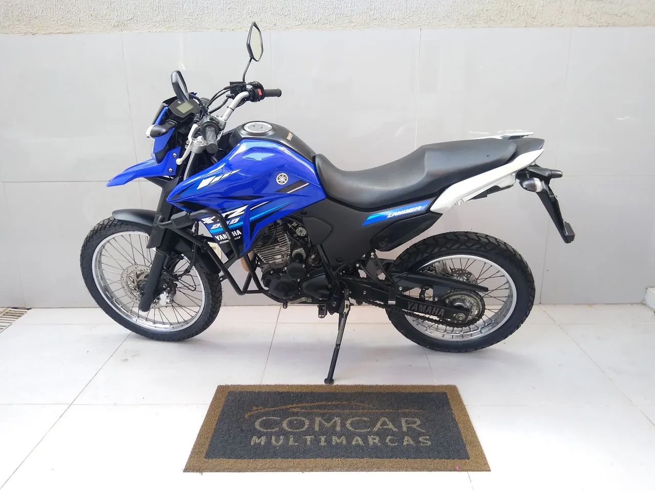 XTZ 250 LANDER 2024