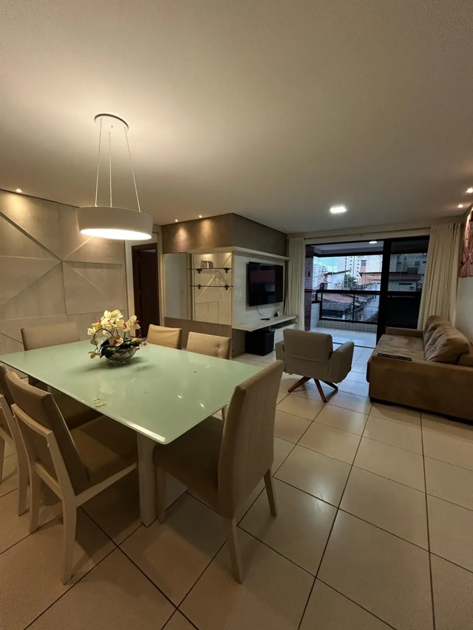 Apartamento amplo com 117m2 | mobília completa