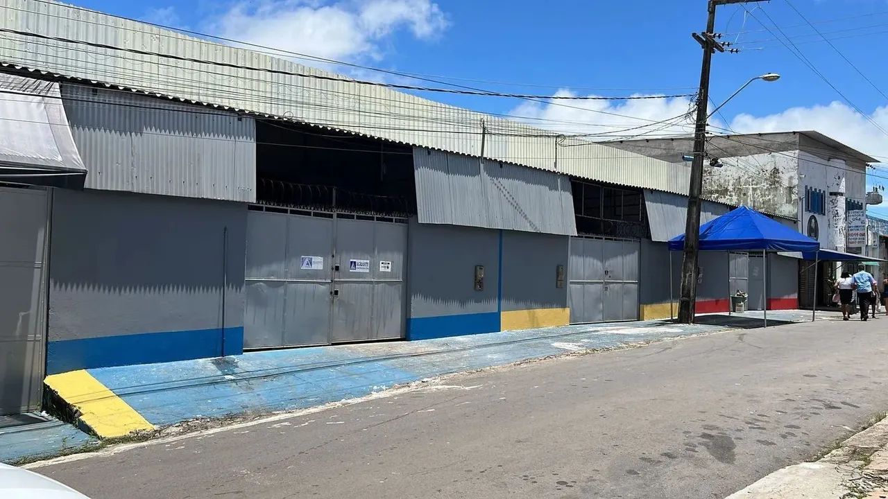 Galpão para Locação no São Francisco  250m² com Pé-Direito Alto, Ótima Localização em São  - Foto 2