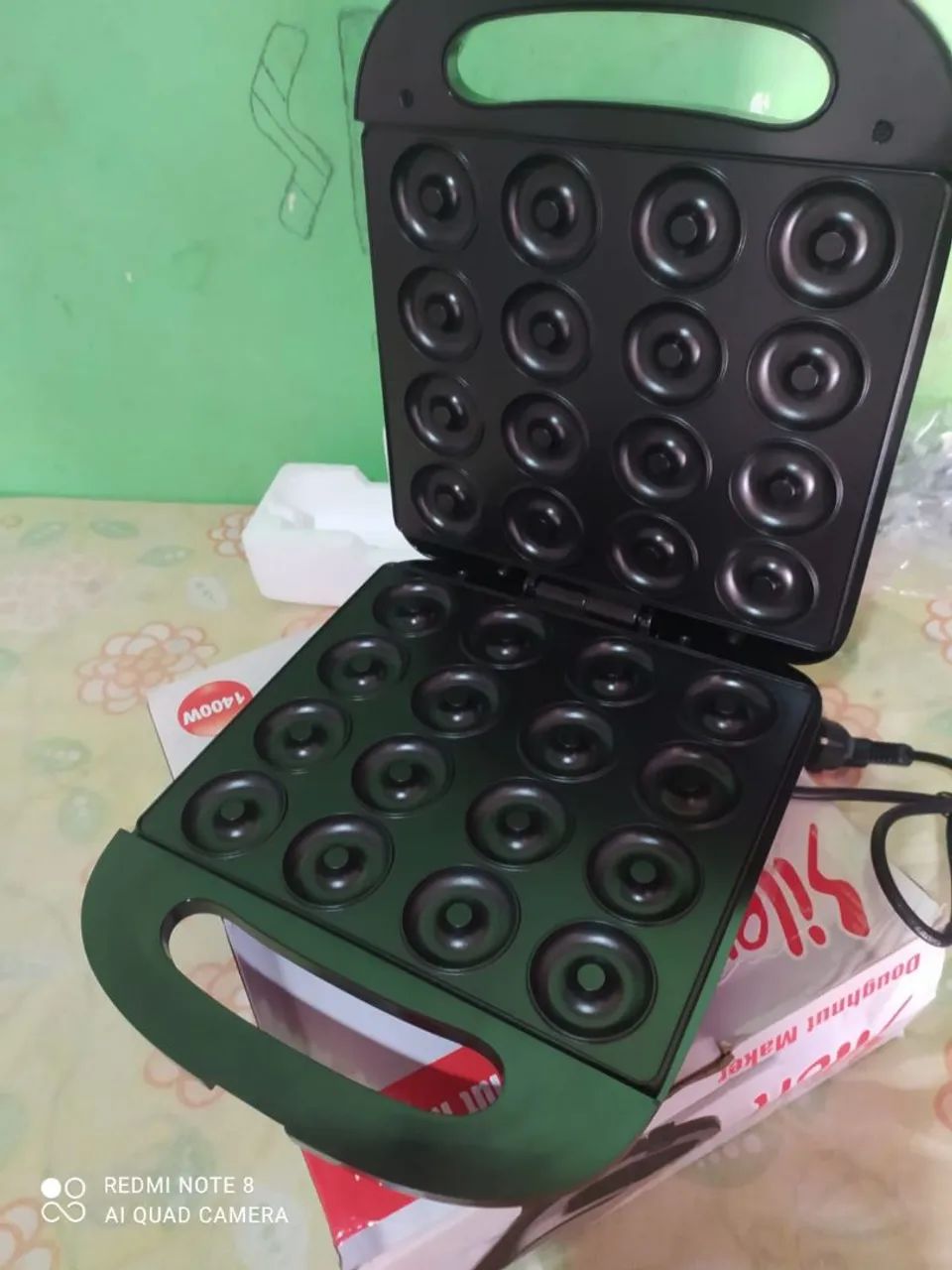 Máquina de Donuts Silen 1400W - Faça Donuts Deliciosos em Casa! - Foto 2