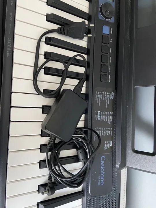 Teclado Casio Teclado Casio Casiotone CT-S300 com suporte para partitura - Foto 3