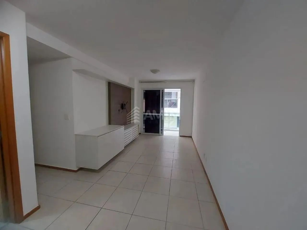 Apartamento à venda de 75 m2, 2 quartos, 1 suíte e 1 vaga em Icaraí - Niterói - RJ - Foto 2