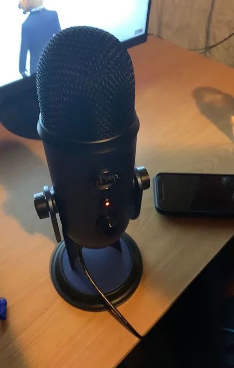 MICROFONE CONDENSADOR BLUE YETI BLACK - Foto 3