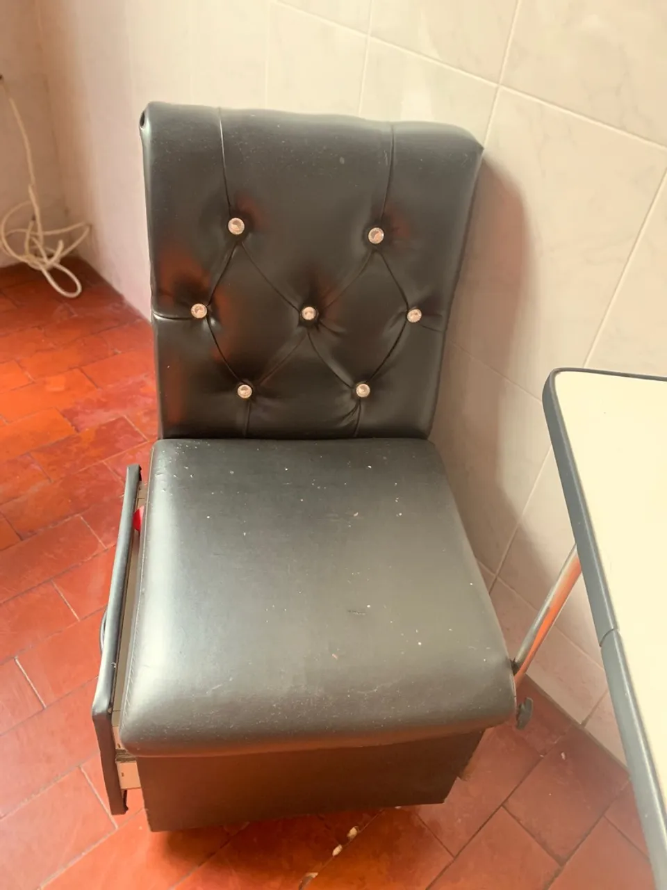 Cadeira preta Manicure e pedicure