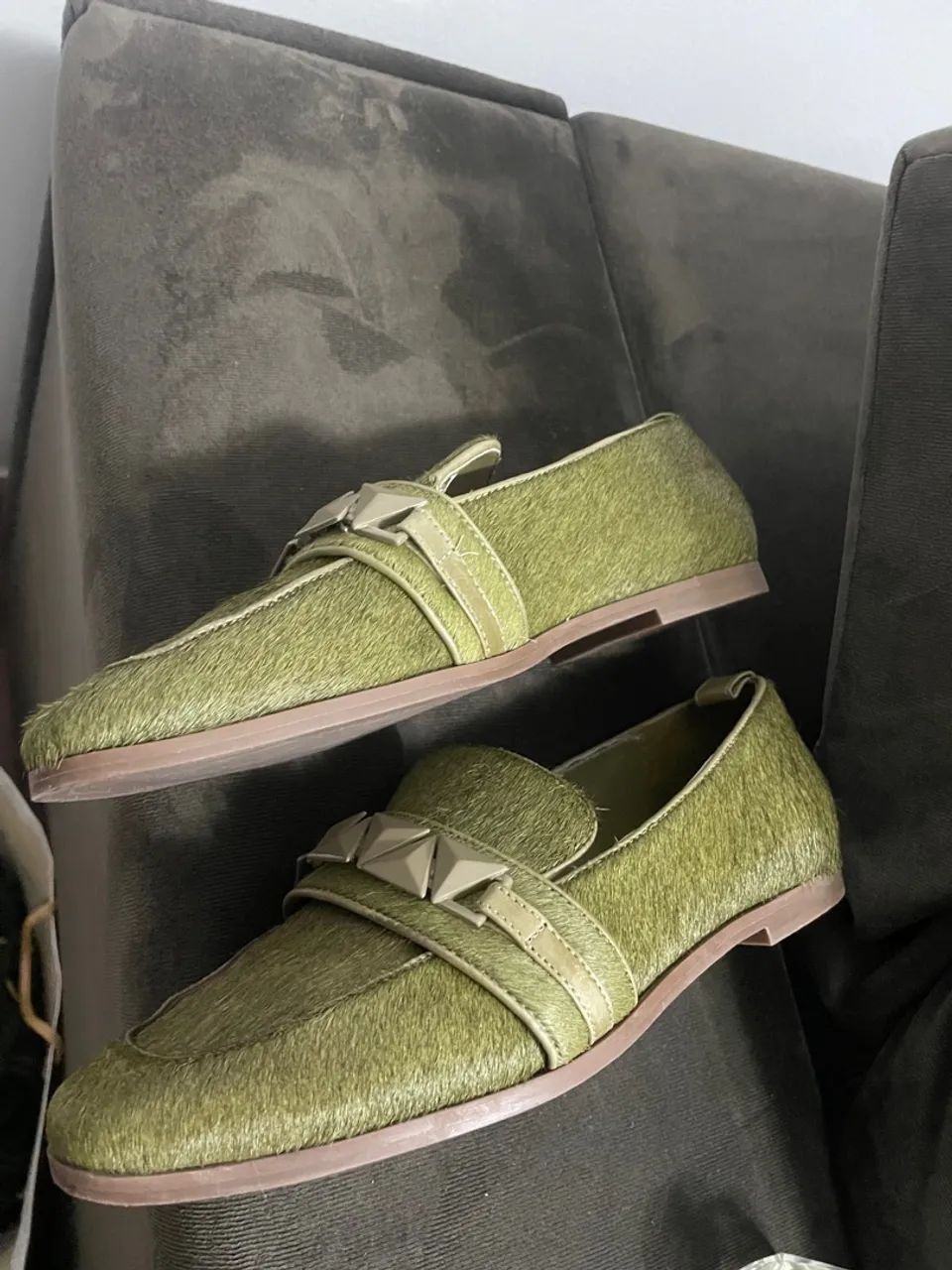 Mocassim Schutz Verde com Detalhes  - Foto 4