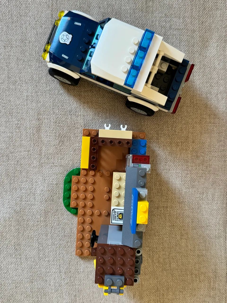 Lego CITY Police Car e base policial originais - Foto 5
