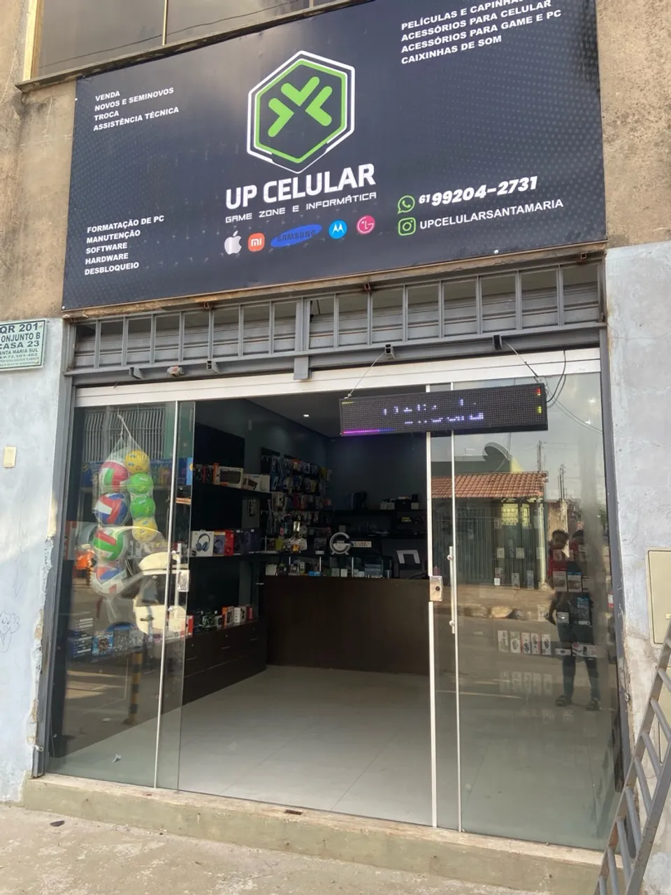 Loja de acessórios e assistência técnica