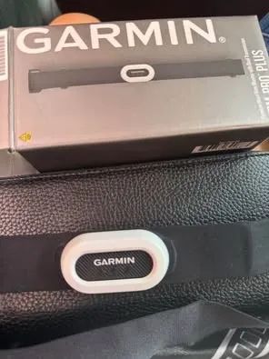 HRM PRO PLUS - Premium Heart Rate Monitor with dual transmission  Marca: GARMIN - Foto 3