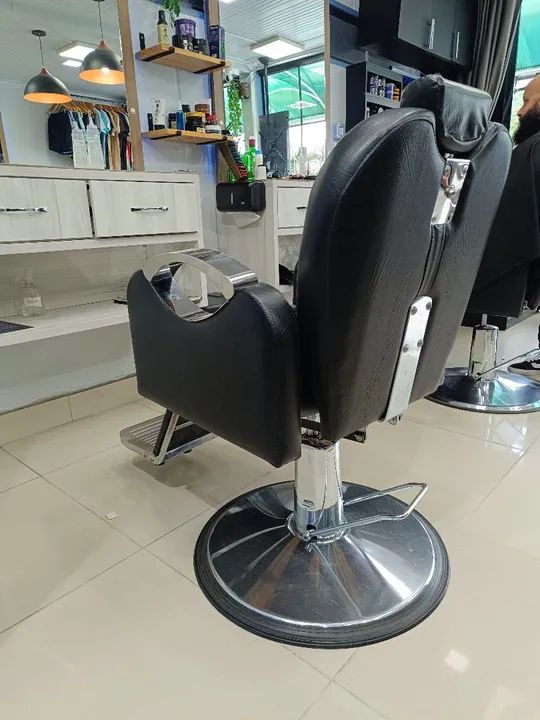 Cadeira de Barbeiro barbearia  - Foto 2