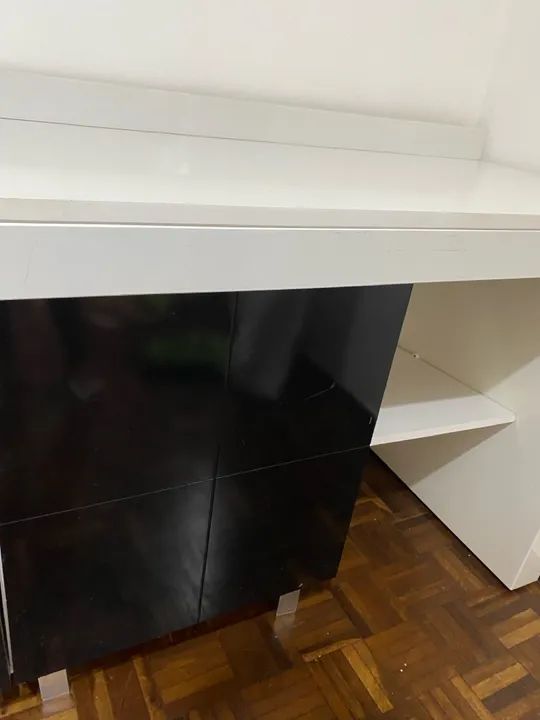 Mesinha com armário  - Foto 2