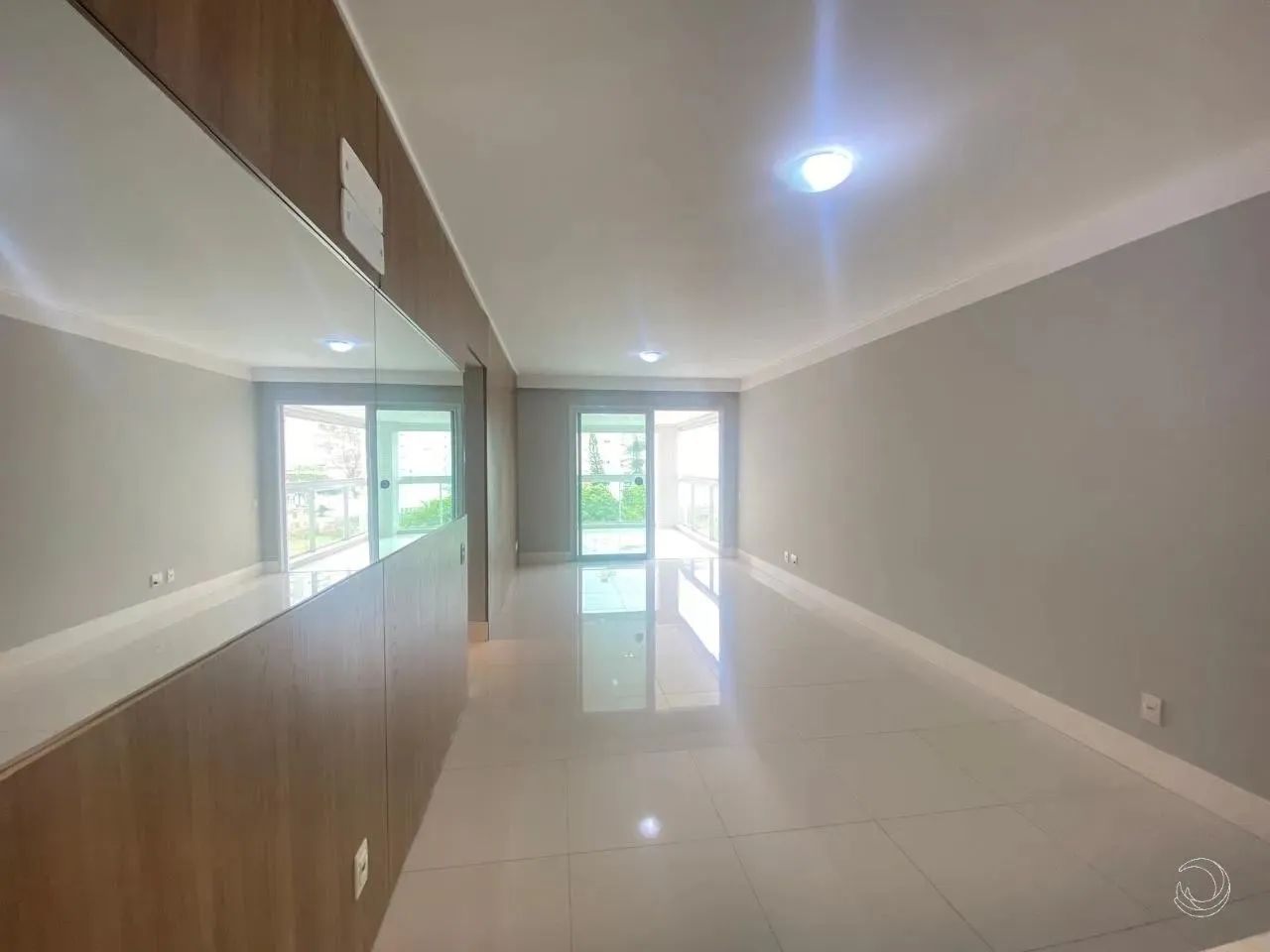 Apartamento com 108,09m² e 2 suítes no Centro - Foto 2