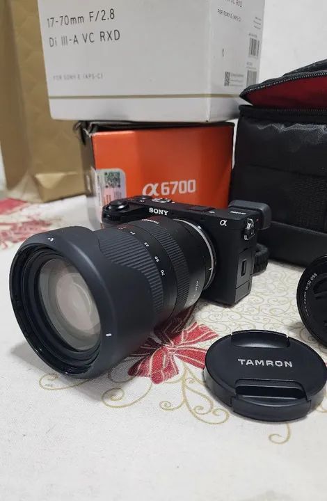 SONY A6700 + LENTES QUASE NOVA (NÃO VENDO SEPARADO)