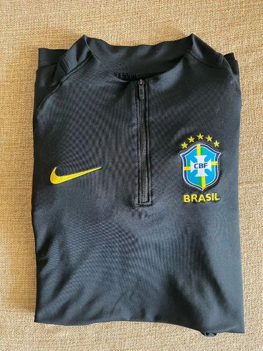 Vendo 2 Camisas Térmicas p/ Treino Nike Originais - Tamanho P