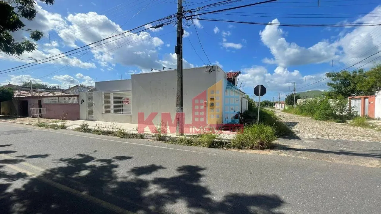 VENDA e LOCAÇÃO! Casa com Ponto Comercial no Costa e Silva em Mossoró-RN!