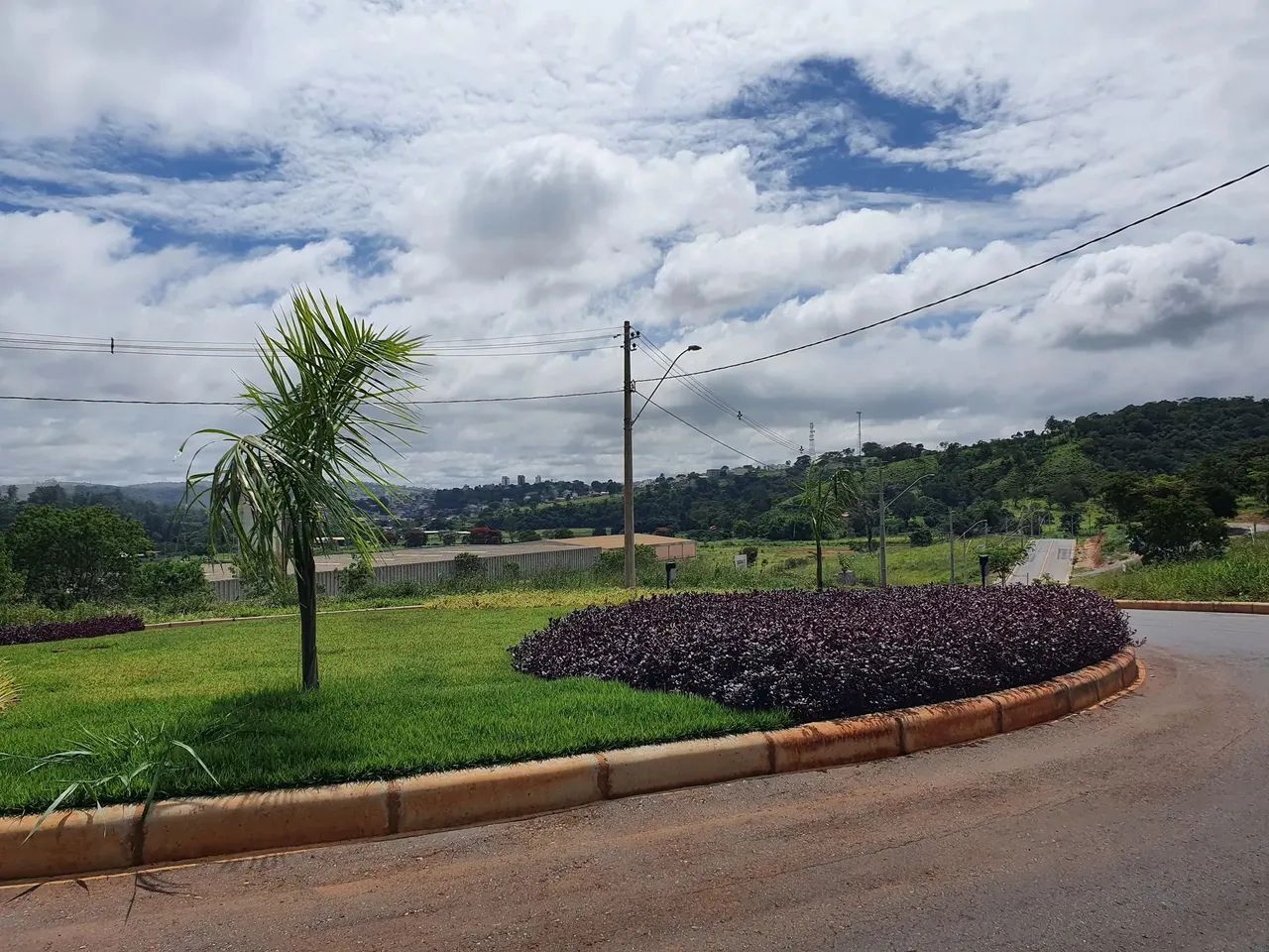 Vendo Lotes Prontos p Construir Próximos do Centro com Pagamento Facilitado - Foto 2